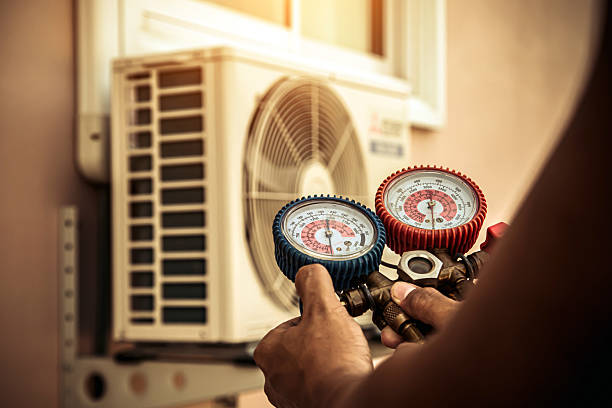 Professional Ac Installation technician working in Glen Allen, VA